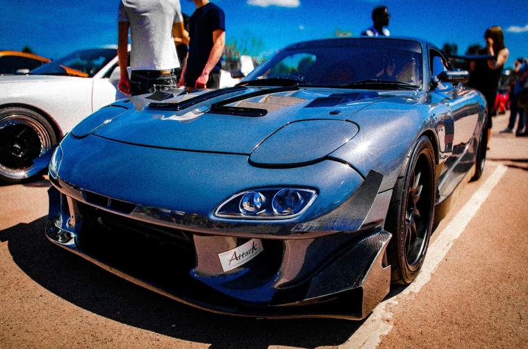 Mazda RX-7 at a meet