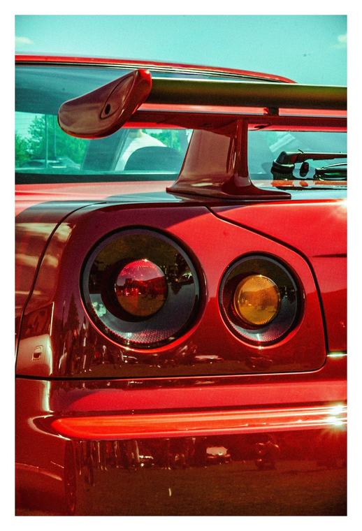 Skyline tail lights, twice over